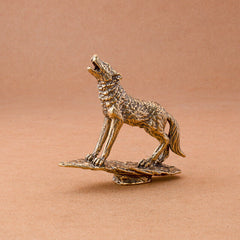 new  Brass Wolf Statue Ornament House Office Table Decoration Animal Statue Toy，